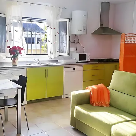 Casa Con Jardin Privado Y Zona De Barbacoa *