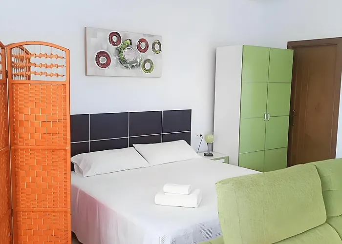Casa Con Jardin Privado Y Zona De Barbacoa شقة *