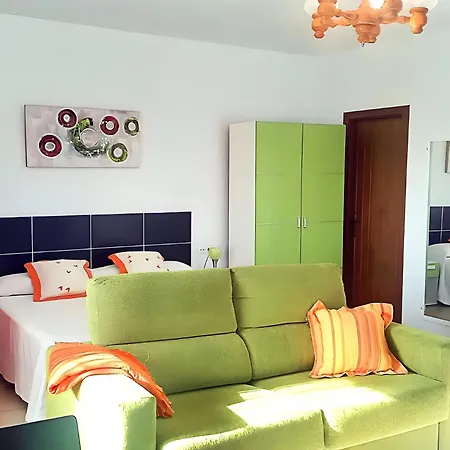 Casa Con Jardin Privado Y Zona De Barbacoa