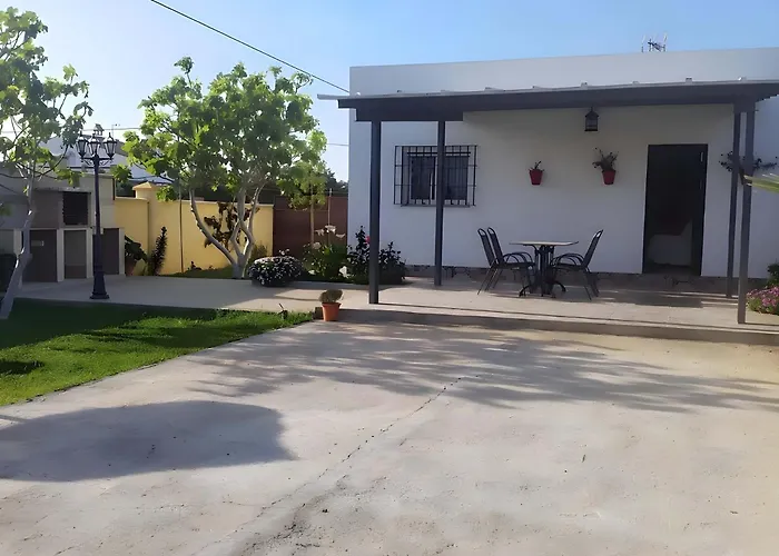 Casa Con Jardin Privado Y Zona De Barbacoa * Кониль-де-ла-Фронтера